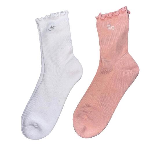 New 2 Pr. ALO Curly Lettuce Edge/Ruffled Socks Pink White Sz M Valentines Barbie - Picture 6 of 6